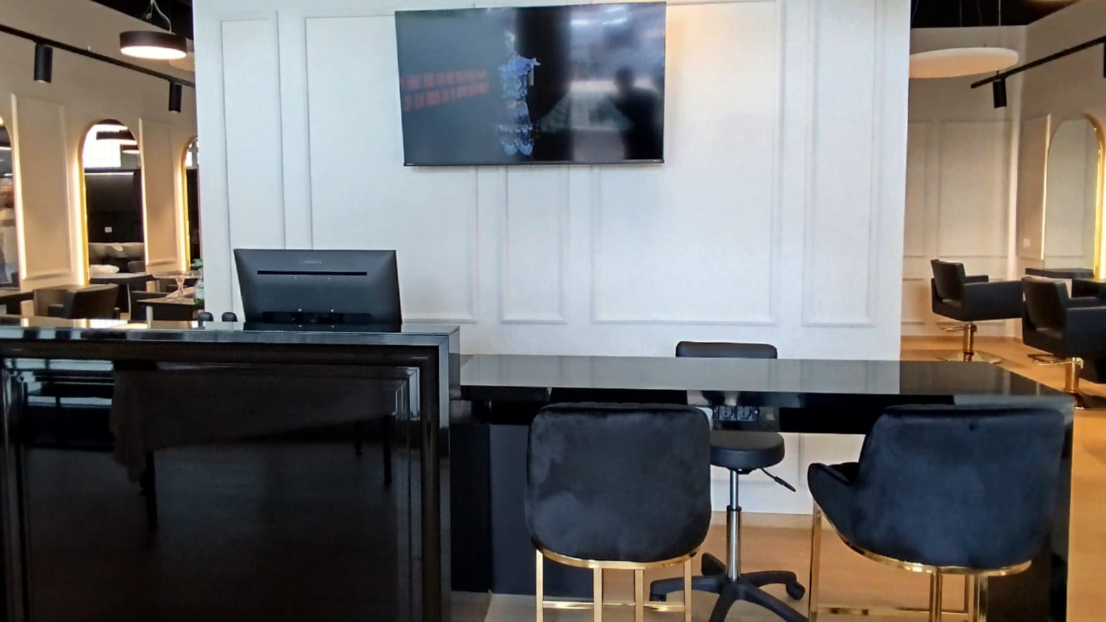  On Hair Beauty Factory 